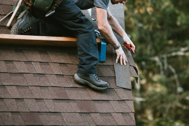 Best Shingle Roofing Installation  in Leavittsburg, OH